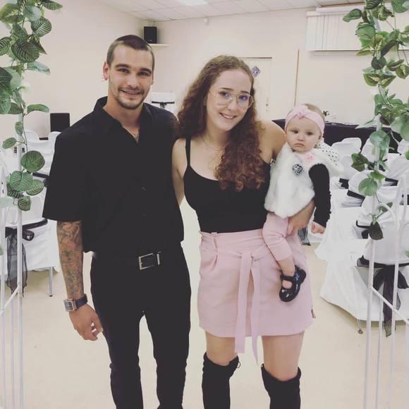 Meet your Posher, Breanna - Picture 1 of 1